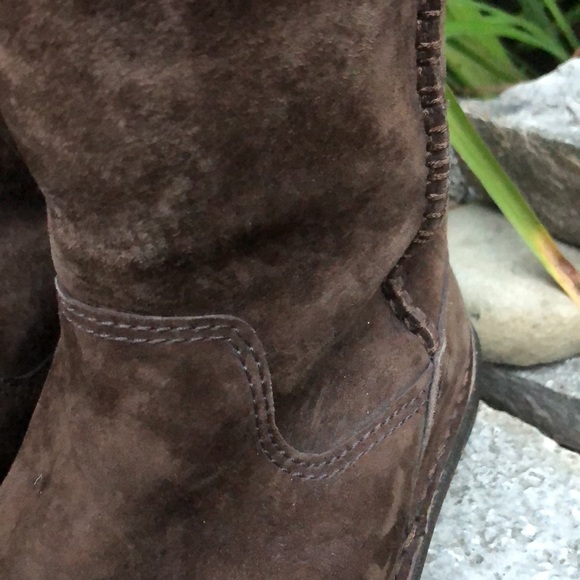 Ugg Boots-Tall Suede Uppers-Chocolate Brown-Sz 5 - Picture 8 of 17